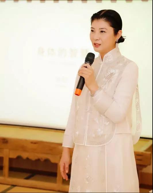 深圳老字号"三八"系列活动--走进吉祥斋-无量瑜珈馆,与斋主杨帆一起卸